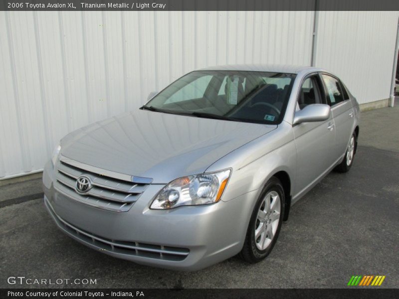 Titanium Metallic / Light Gray 2006 Toyota Avalon XL