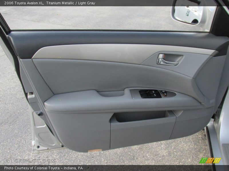Titanium Metallic / Light Gray 2006 Toyota Avalon XL