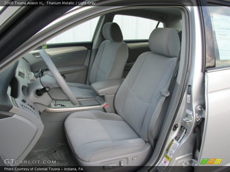 Titanium Metallic / Light Gray 2006 Toyota Avalon XL