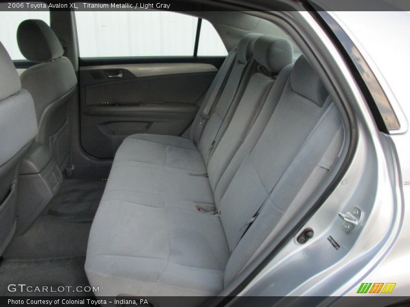 Titanium Metallic / Light Gray 2006 Toyota Avalon XL