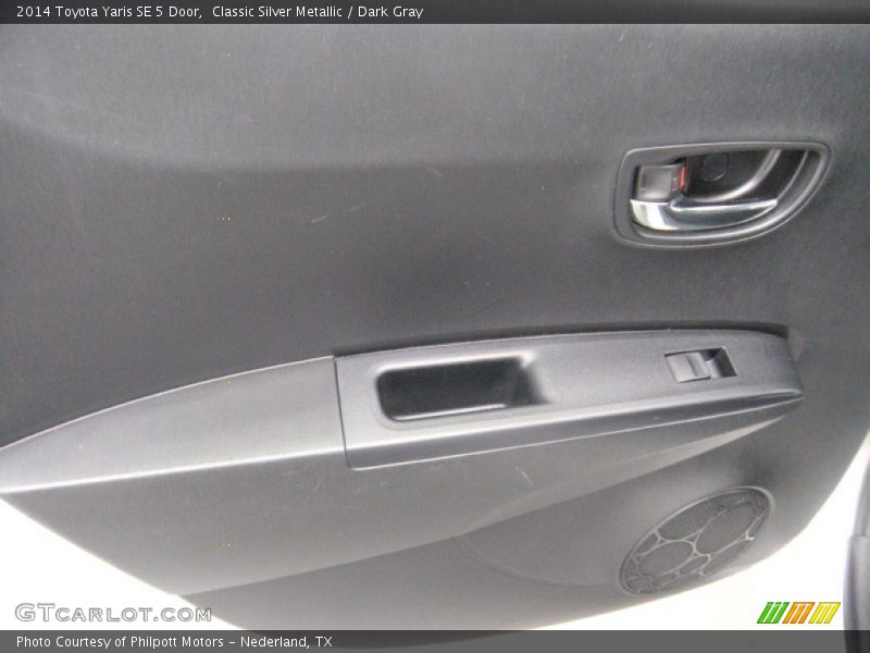 Classic Silver Metallic / Dark Gray 2014 Toyota Yaris SE 5 Door