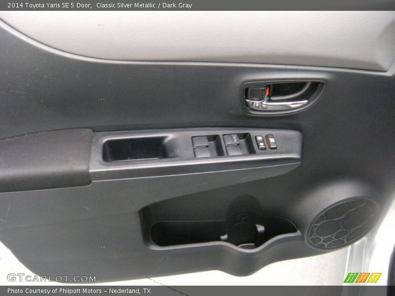 Classic Silver Metallic / Dark Gray 2014 Toyota Yaris SE 5 Door