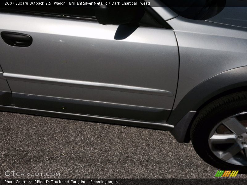 Brilliant Silver Metallic / Dark Charcoal Tweed 2007 Subaru Outback 2.5i Wagon