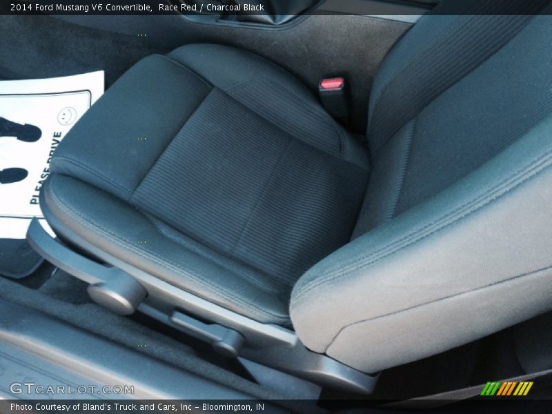 Race Red / Charcoal Black 2014 Ford Mustang V6 Convertible