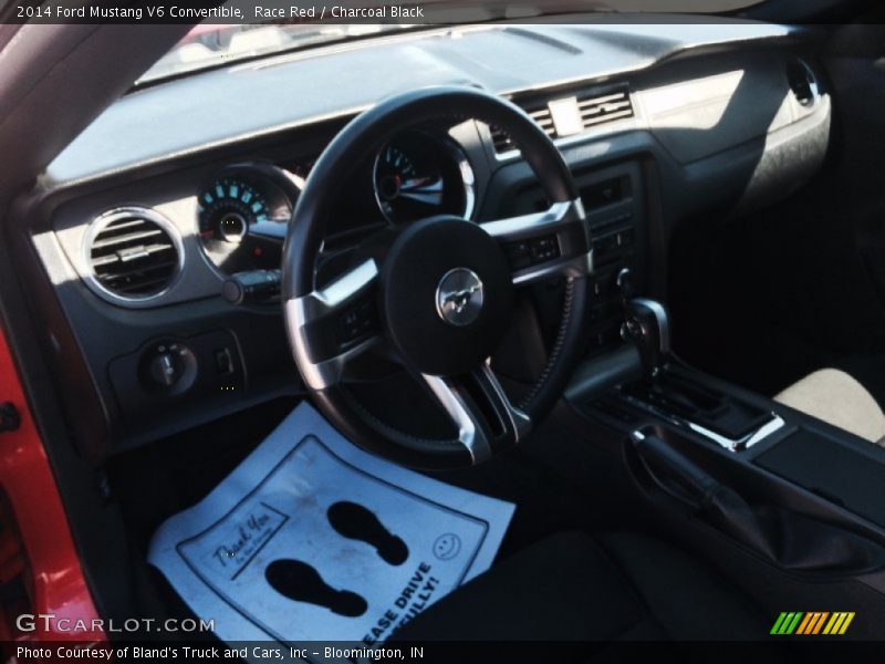 Race Red / Charcoal Black 2014 Ford Mustang V6 Convertible