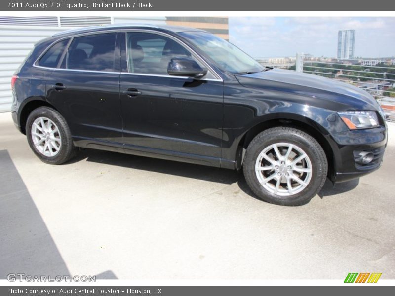 Brilliant Black / Black 2011 Audi Q5 2.0T quattro