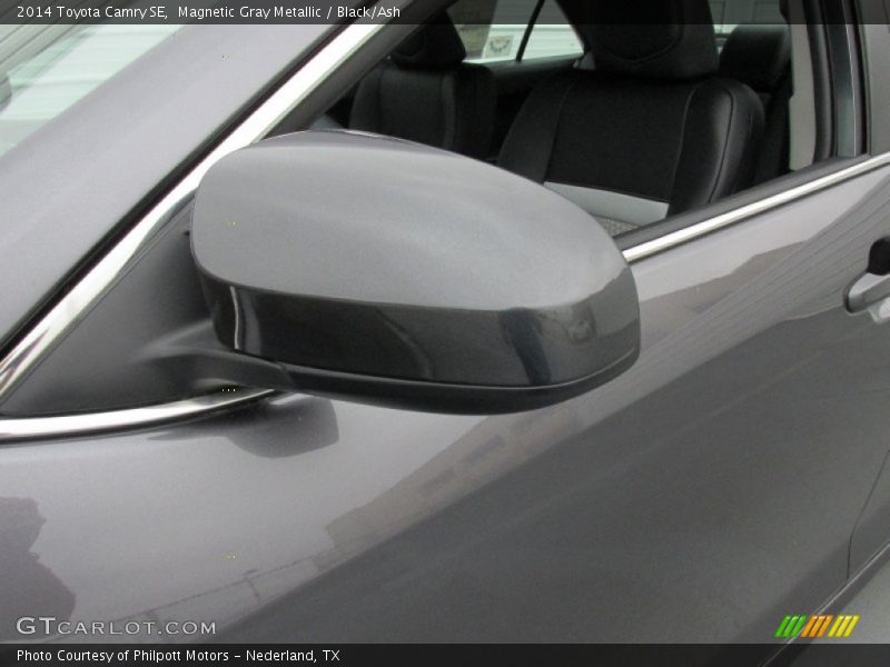 Magnetic Gray Metallic / Black/Ash 2014 Toyota Camry SE