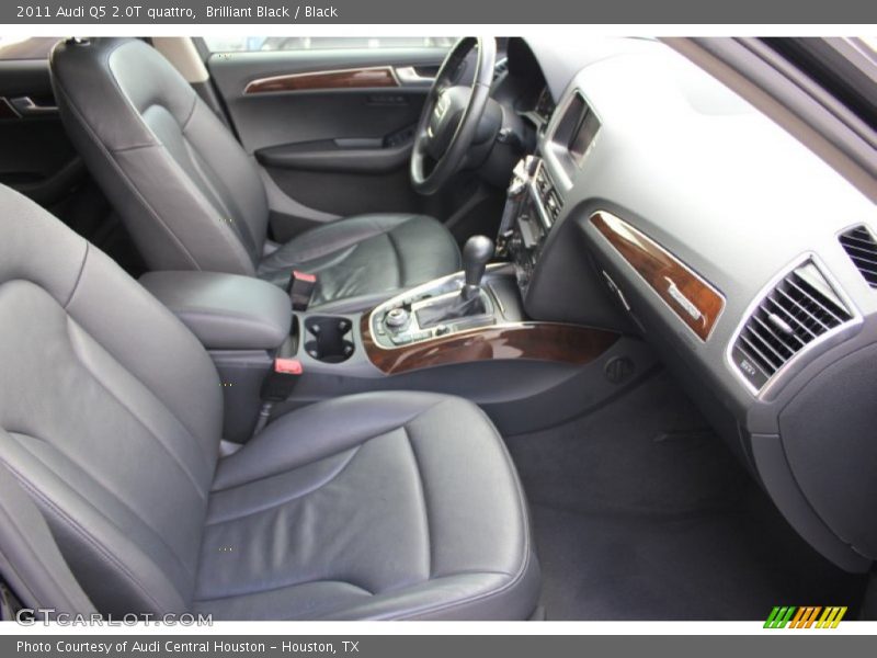 Brilliant Black / Black 2011 Audi Q5 2.0T quattro