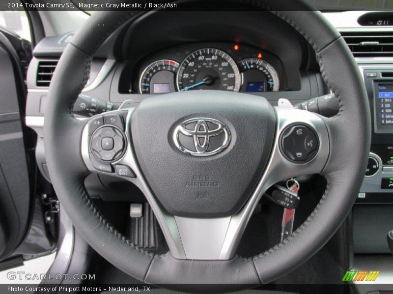 Magnetic Gray Metallic / Black/Ash 2014 Toyota Camry SE