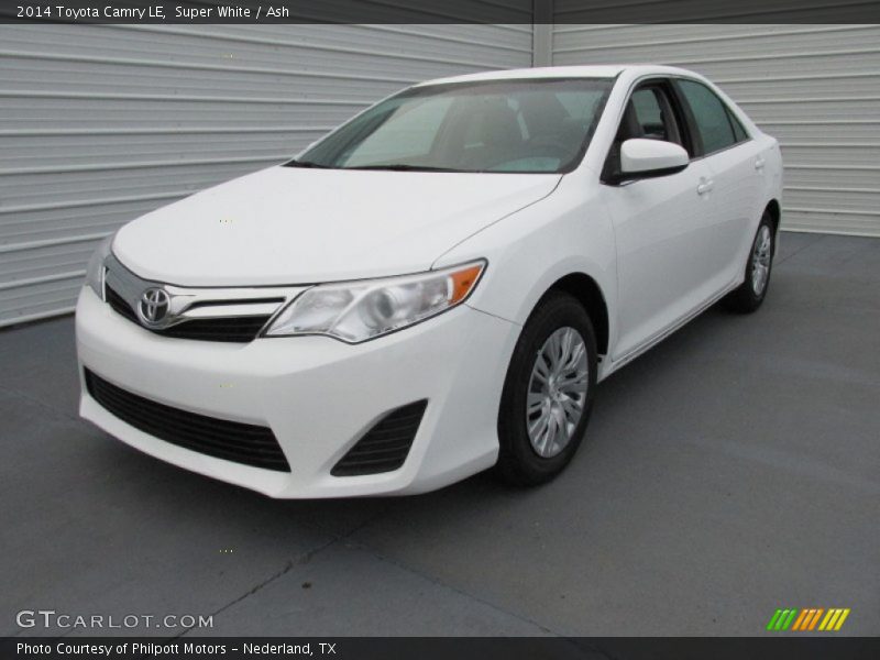 Super White / Ash 2014 Toyota Camry LE