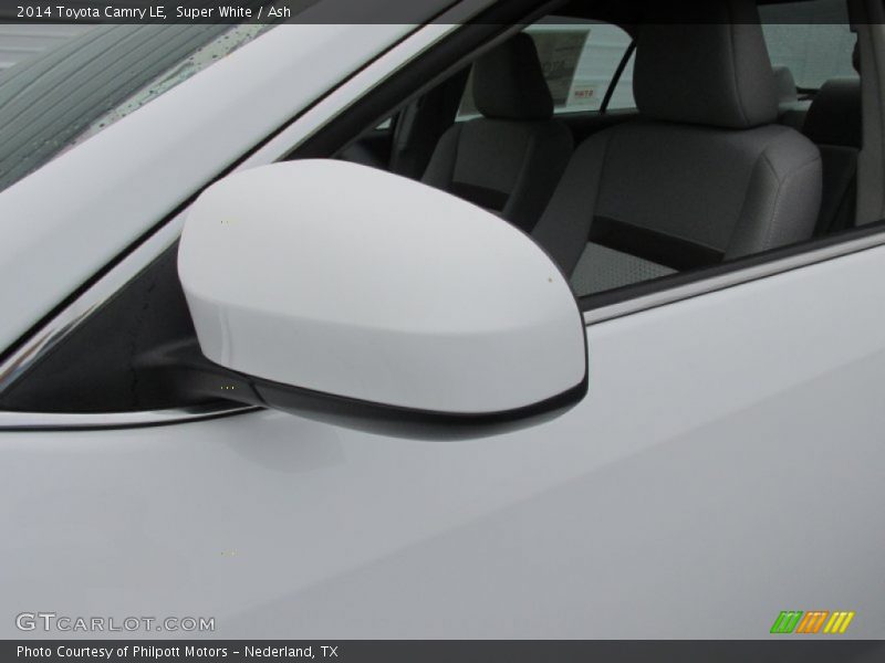 Super White / Ash 2014 Toyota Camry LE