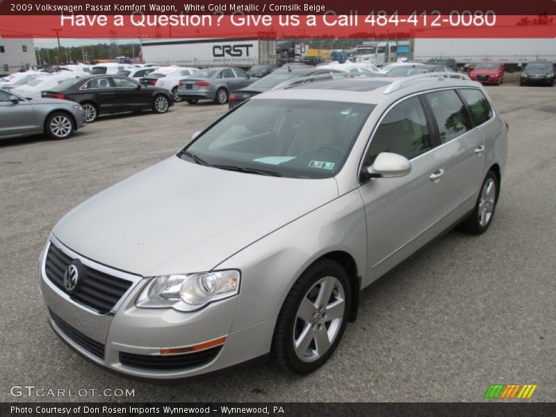 White Gold Metallic / Cornsilk Beige 2009 Volkswagen Passat Komfort Wagon