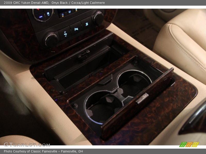 Onyx Black / Cocoa/Light Cashmere 2009 GMC Yukon Denali AWD