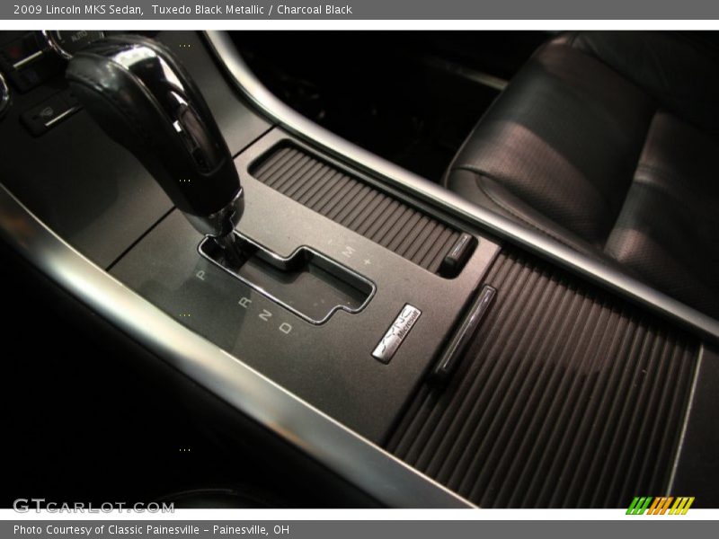 Tuxedo Black Metallic / Charcoal Black 2009 Lincoln MKS Sedan