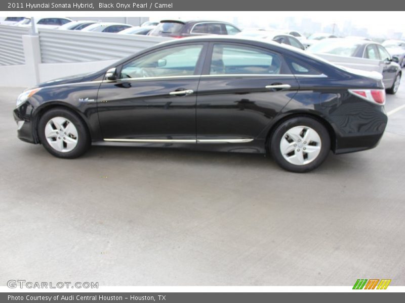 Black Onyx Pearl / Camel 2011 Hyundai Sonata Hybrid