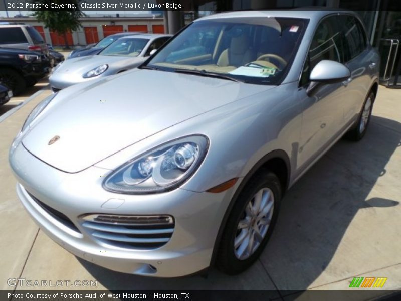 Classic Silver Metallic / Luxor Beige 2012 Porsche Cayenne