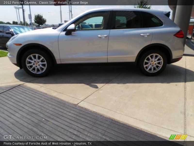 Classic Silver Metallic / Luxor Beige 2012 Porsche Cayenne
