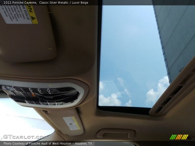 Classic Silver Metallic / Luxor Beige 2012 Porsche Cayenne
