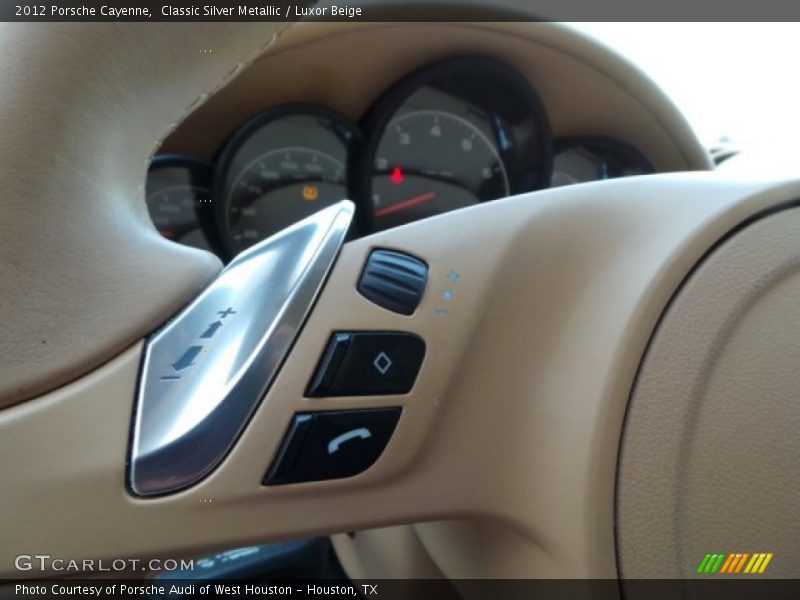 Classic Silver Metallic / Luxor Beige 2012 Porsche Cayenne
