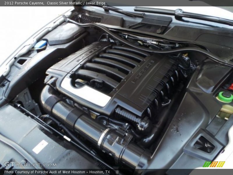 Classic Silver Metallic / Luxor Beige 2012 Porsche Cayenne