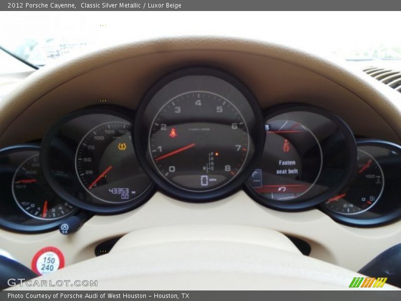 Classic Silver Metallic / Luxor Beige 2012 Porsche Cayenne
