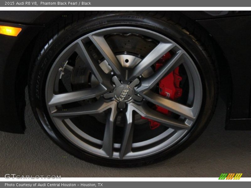  2015 R8 V8 Wheel