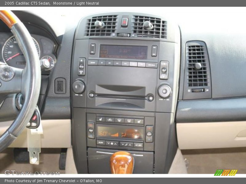Moonstone / Light Neutral 2005 Cadillac CTS Sedan