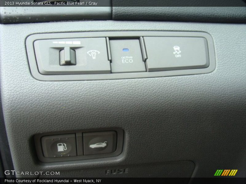 Pacific Blue Pearl / Gray 2013 Hyundai Sonata GLS