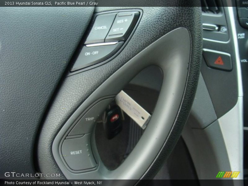 Pacific Blue Pearl / Gray 2013 Hyundai Sonata GLS