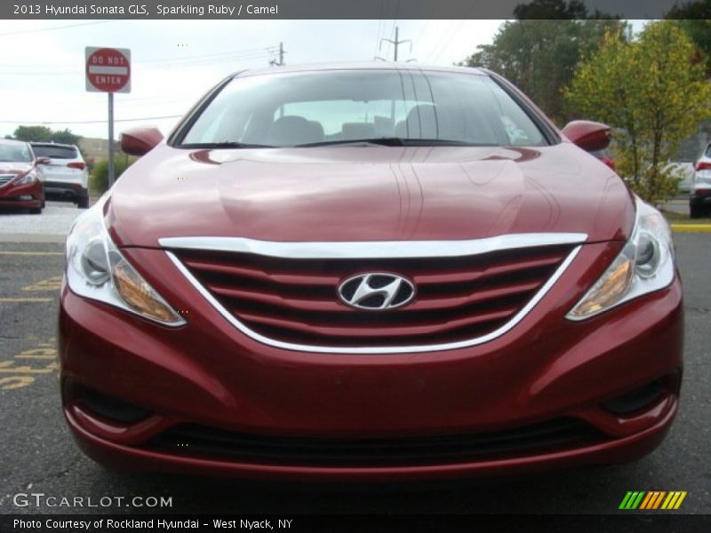 Sparkling Ruby / Camel 2013 Hyundai Sonata GLS