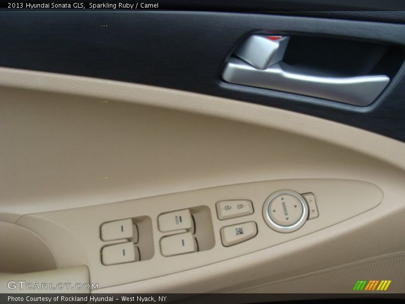 Sparkling Ruby / Camel 2013 Hyundai Sonata GLS