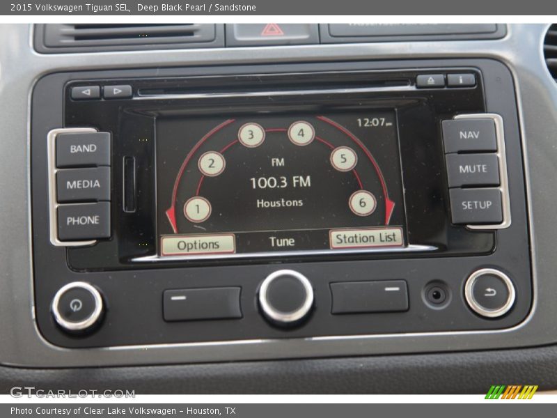 Controls of 2015 Tiguan SEL