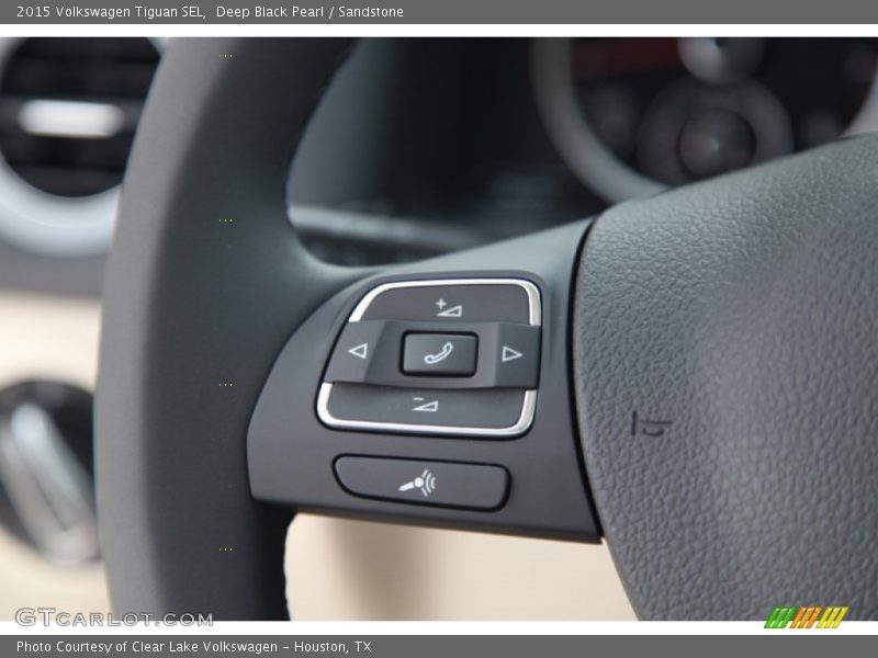 Controls of 2015 Tiguan SEL