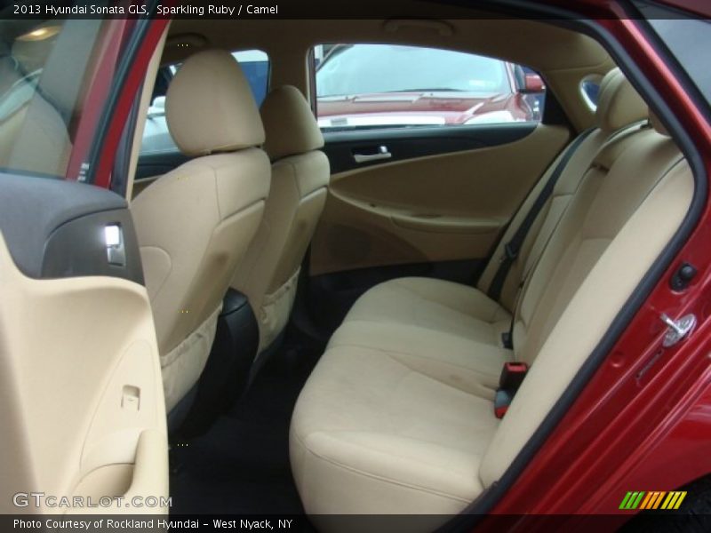 Sparkling Ruby / Camel 2013 Hyundai Sonata GLS