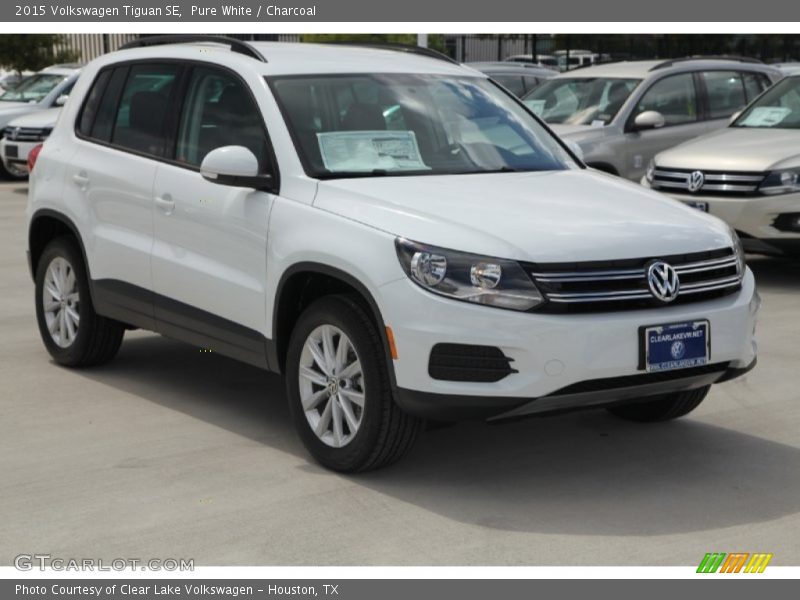 Pure White / Charcoal 2015 Volkswagen Tiguan SE