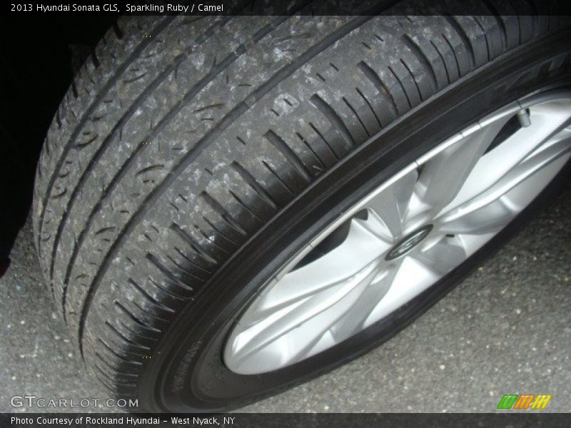 Sparkling Ruby / Camel 2013 Hyundai Sonata GLS