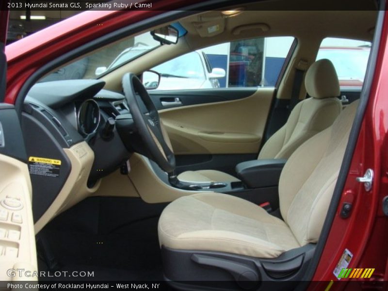 Sparkling Ruby / Camel 2013 Hyundai Sonata GLS