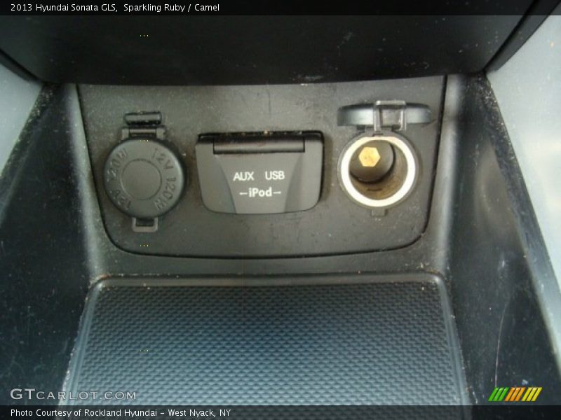 Sparkling Ruby / Camel 2013 Hyundai Sonata GLS