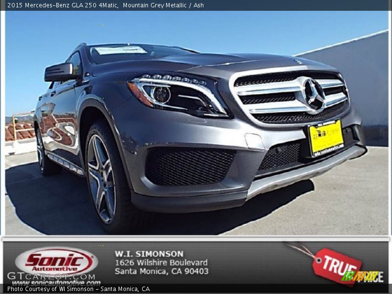 Mountain Grey Metallic / Ash 2015 Mercedes-Benz GLA 250 4Matic