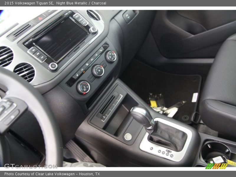 Night Blue Metallic / Charcoal 2015 Volkswagen Tiguan SE