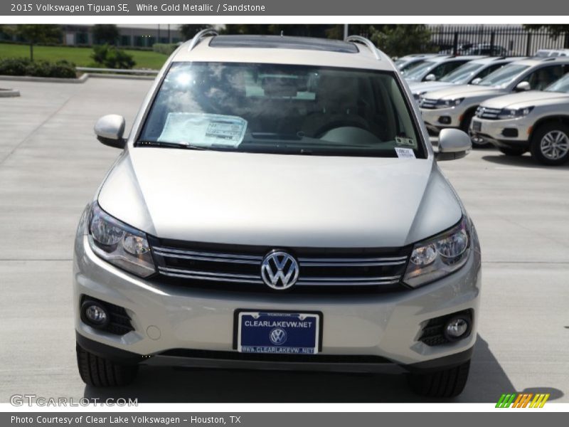 White Gold Metallic / Sandstone 2015 Volkswagen Tiguan SE