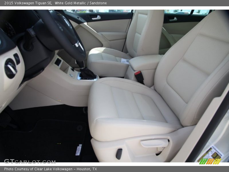 White Gold Metallic / Sandstone 2015 Volkswagen Tiguan SE