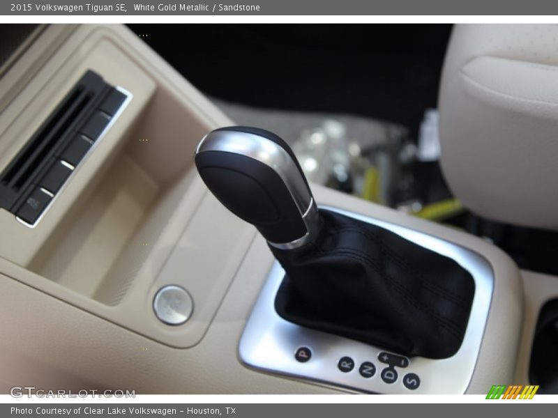 White Gold Metallic / Sandstone 2015 Volkswagen Tiguan SE