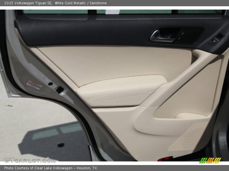 White Gold Metallic / Sandstone 2015 Volkswagen Tiguan SE