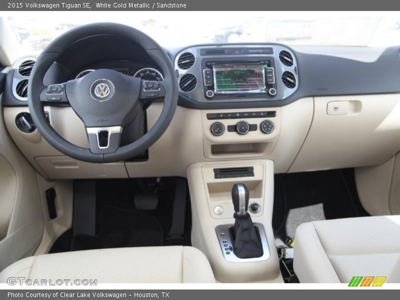 White Gold Metallic / Sandstone 2015 Volkswagen Tiguan SE