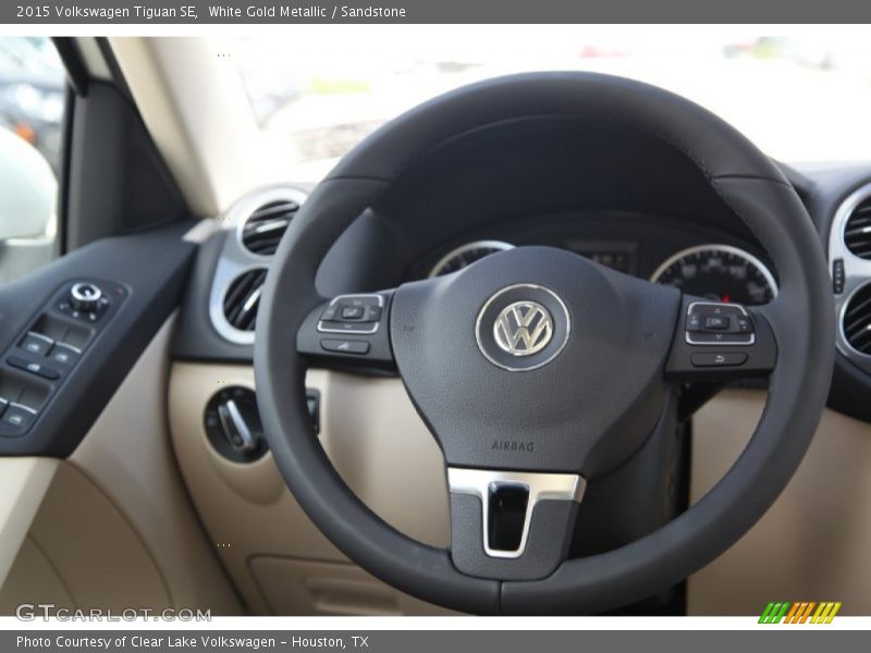 White Gold Metallic / Sandstone 2015 Volkswagen Tiguan SE