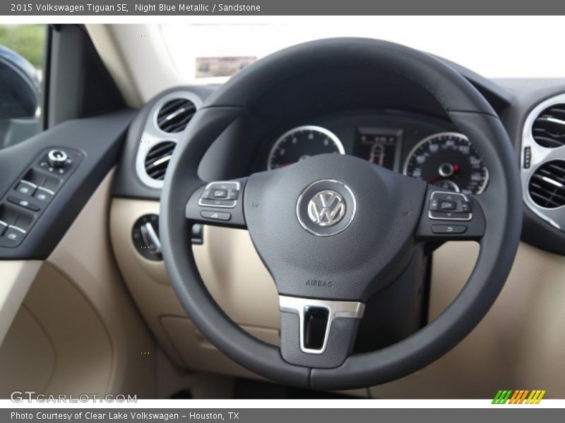 Night Blue Metallic / Sandstone 2015 Volkswagen Tiguan SE