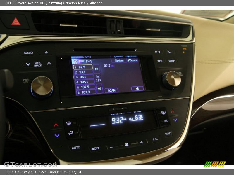 Sizzling Crimson Mica / Almond 2013 Toyota Avalon XLE