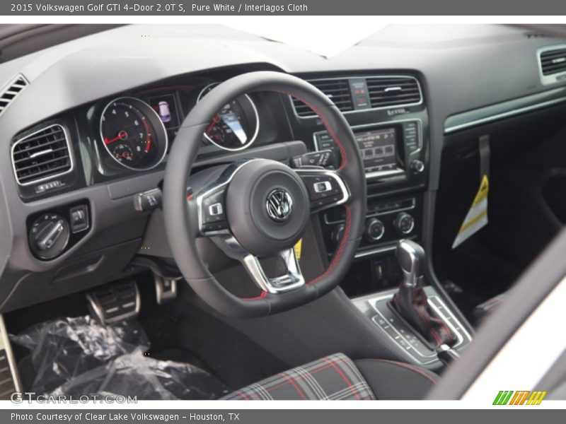 Pure White / Interlagos Cloth 2015 Volkswagen Golf GTI 4-Door 2.0T S