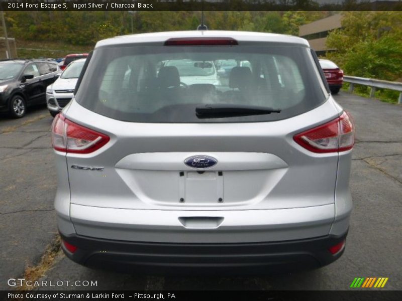 Ingot Silver / Charcoal Black 2014 Ford Escape S